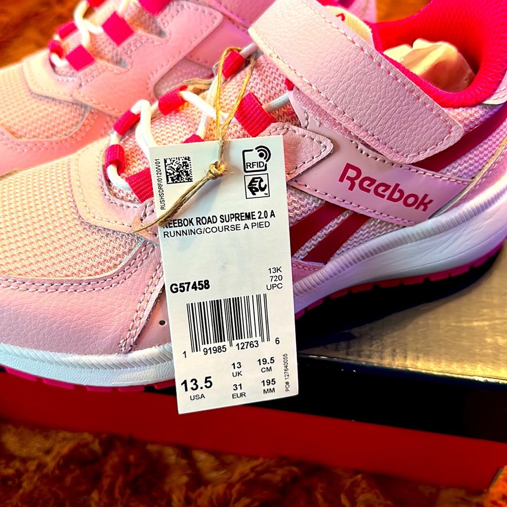 REEBOK road supreme 2.0 size 13.5